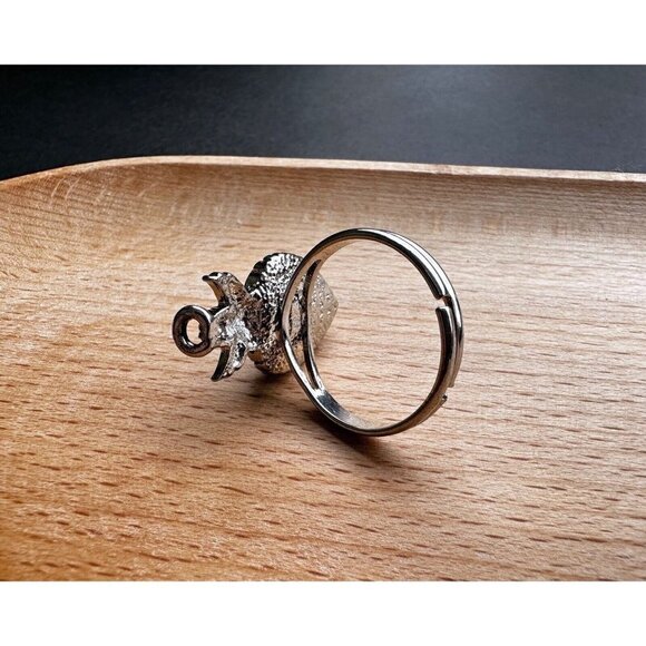 Silver tone adjustable rings set of 4 with rhinestones size 8 & 10,5 w/ case - Picture 6 of 9